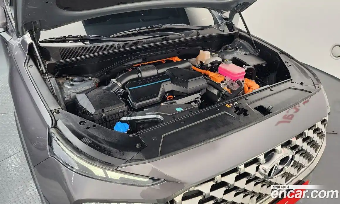 Hyundai Santa Fe 2023 1.6 Автомат в Москве № 112670, фото 6