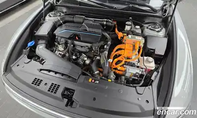 Hyundai Grandeur 2023 1.6 Автомат в Москве № 113023, миниатюра 4