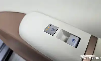 Hyundai Grandeur 2023 1.6 Автомат в Москве № 113023, миниатюра 9