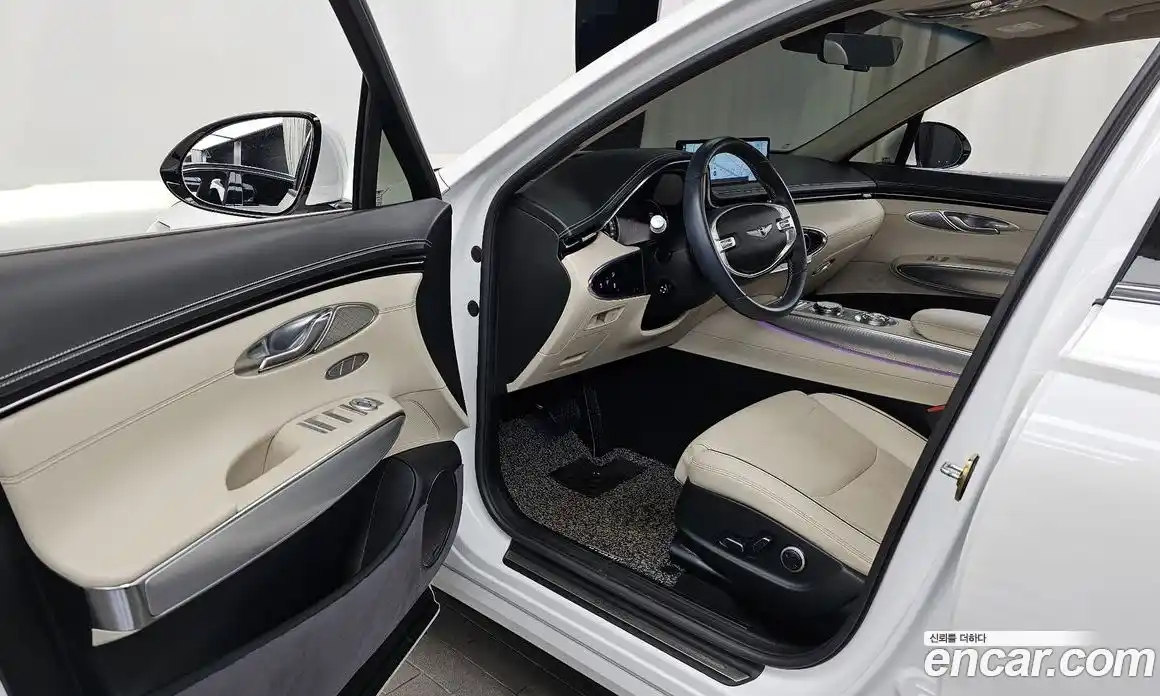 Genesis GV70 2021 2.5 Автомат в Москве № 117675, фото 13