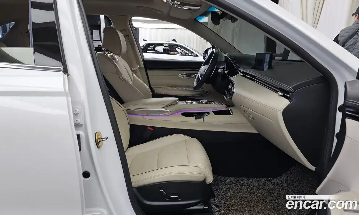 Genesis GV70 2021 2.5 Автомат в Москве № 117675, фото 19