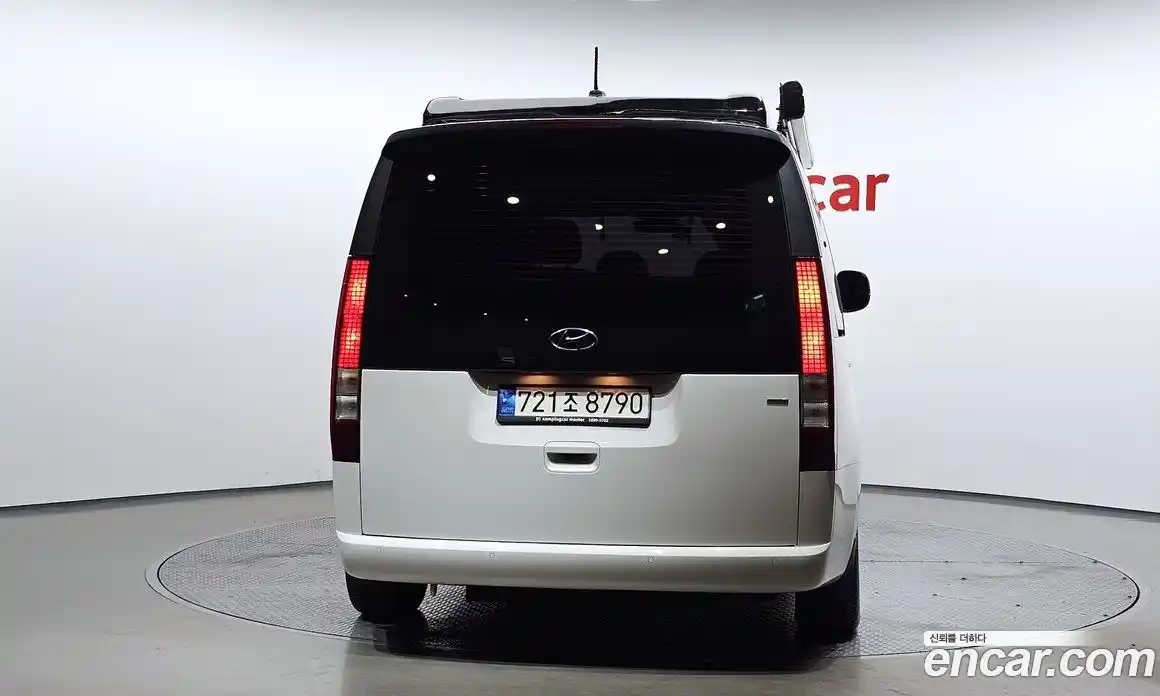 Hyundai Staria 2022 2.2 Автомат в Москве № 119390, фото 3