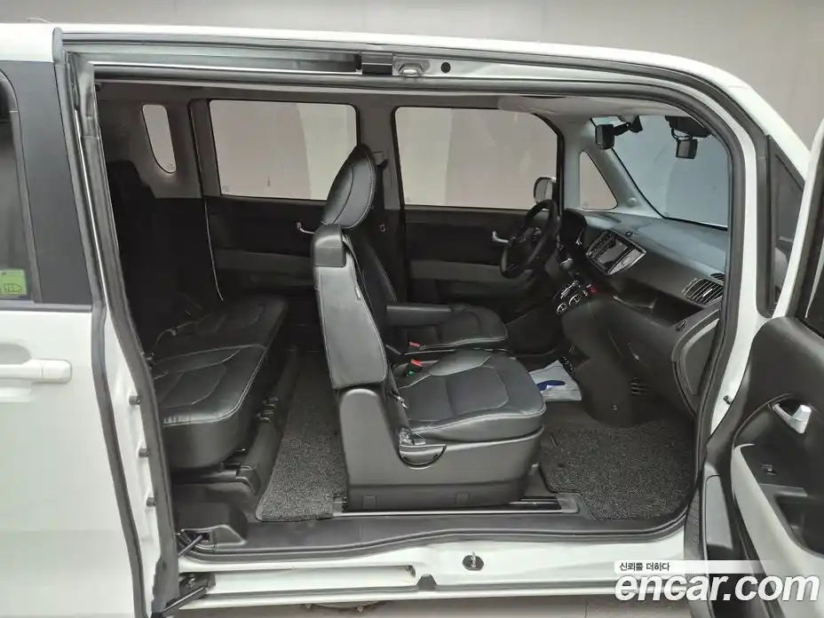 Kia Ray 2023 1.0 Автомат в Москве № 120244, фото 13