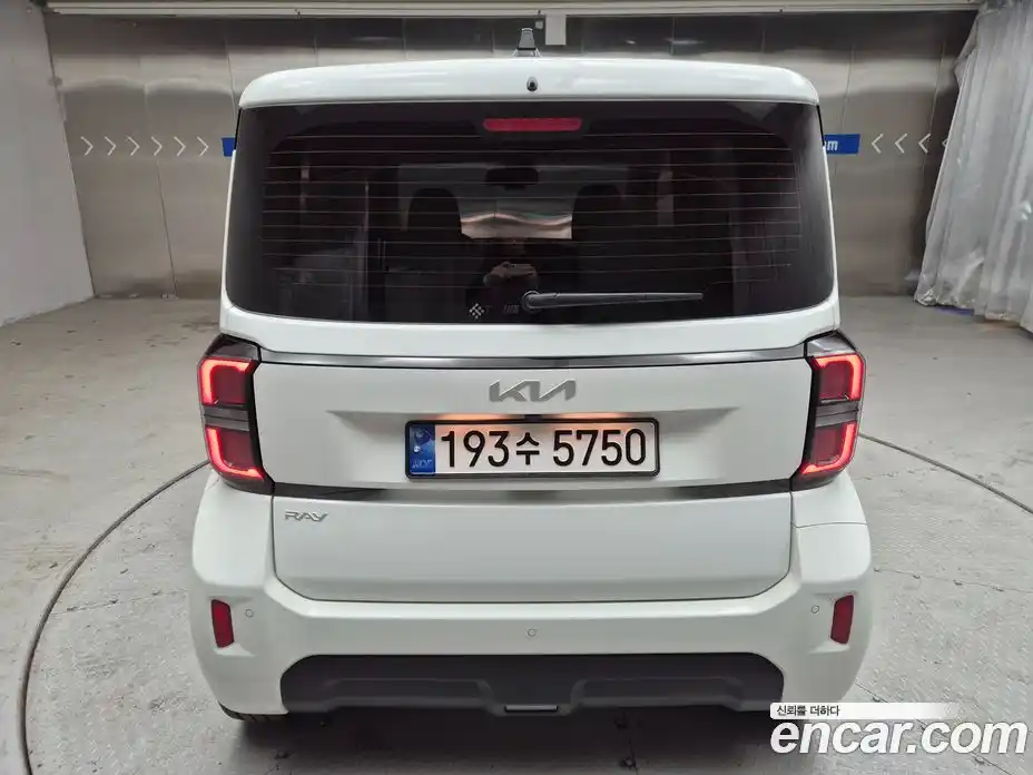 Kia Ray 2023 1.0 Автомат в Москве № 120244, фото 4