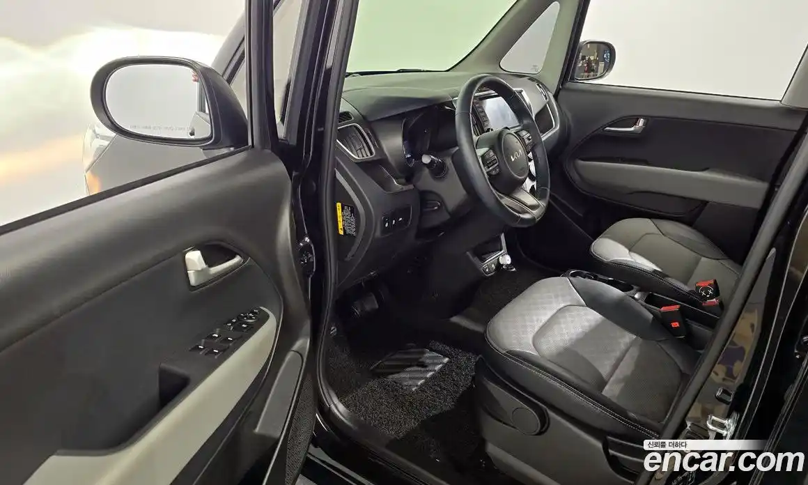 Kia Ray 2022 1.0 Автомат в Москве № 120332, фото 11