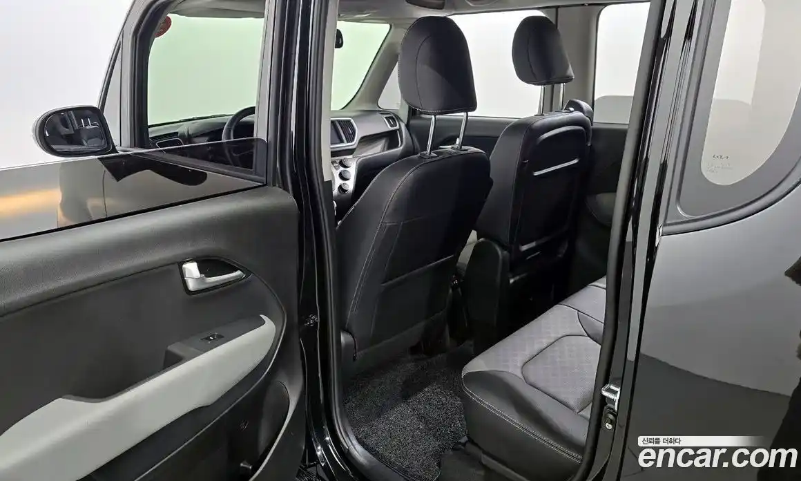 Kia Ray 2022 1.0 Автомат в Москве № 120332, фото 14