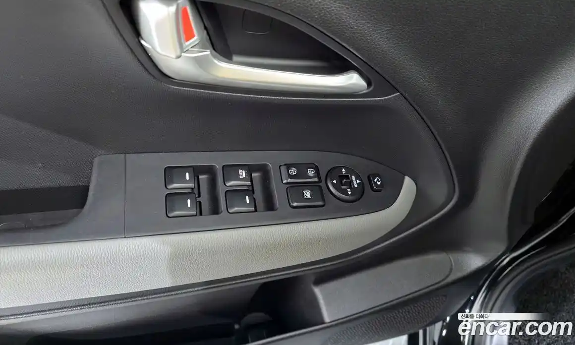 Kia Ray 2022 1.0 Автомат в Москве № 120332, фото 17