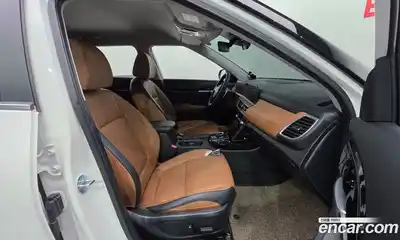 Kia Seltos 2023 1.6 Автомат в Москве № 120600, миниатюра 3