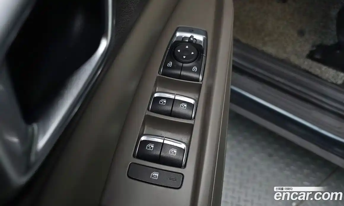 Kia Canival 2024 2.2 Автомат в Москве № 121935, фото 4