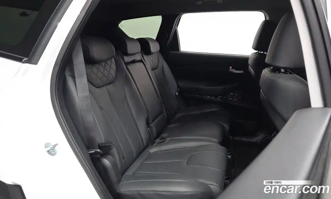 Hyundai Santa Fe 2023 2.5 Автомат в Москве № 125399, фото 14