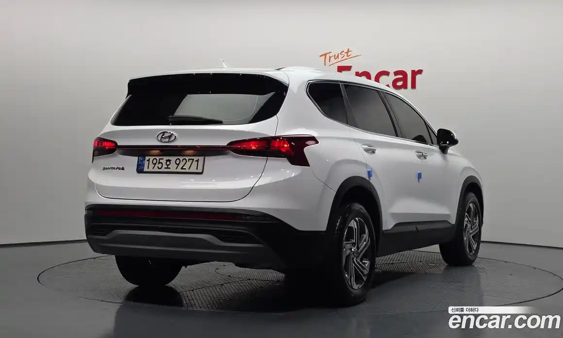 Hyundai Santa Fe 2023 2.5 Автомат в Москве № 125399, фото 15