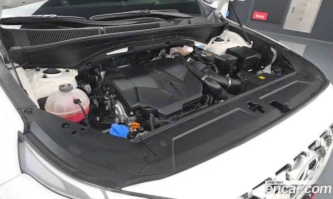 Hyundai Santa Fe 2023 2.5 Автомат в Москве № 125399, фото 4