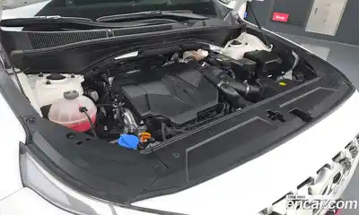 Hyundai Santa Fe 2023 2.5 Автомат в Москве № 125399, миниатюра 4