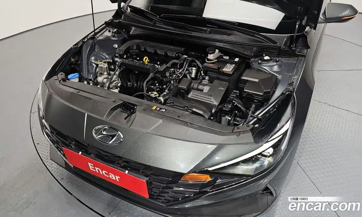 Hyundai Avante 2023 1.6 Автомат в Москве № 125412, фото 12