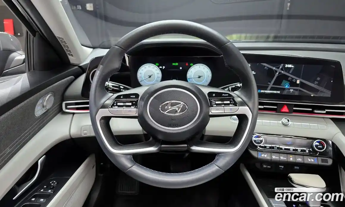 Hyundai Avante 2023 1.6 Автомат в Москве № 125412, фото 13