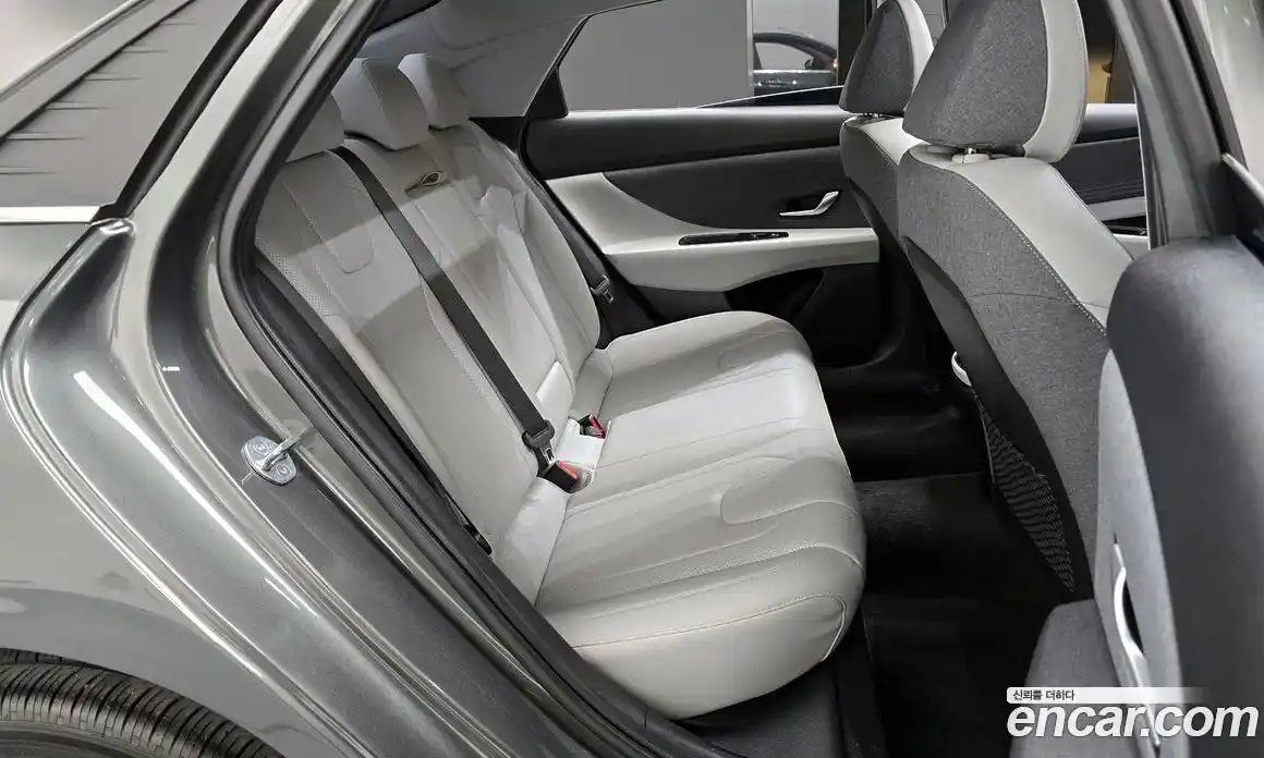 Hyundai Avante 2023 1.6 Автомат в Москве № 125412, фото 18