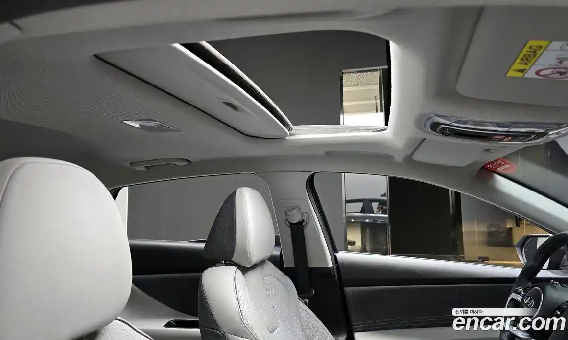 Hyundai Avante 2023 1.6 Автомат в Москве № 125412, фото 20