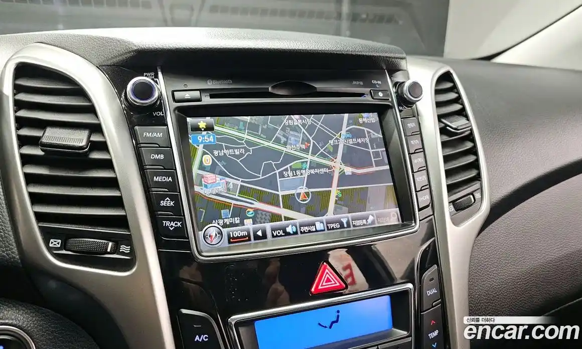 Hyundai i30 2015 1.6 Автомат в Москве № 127048, фото 18