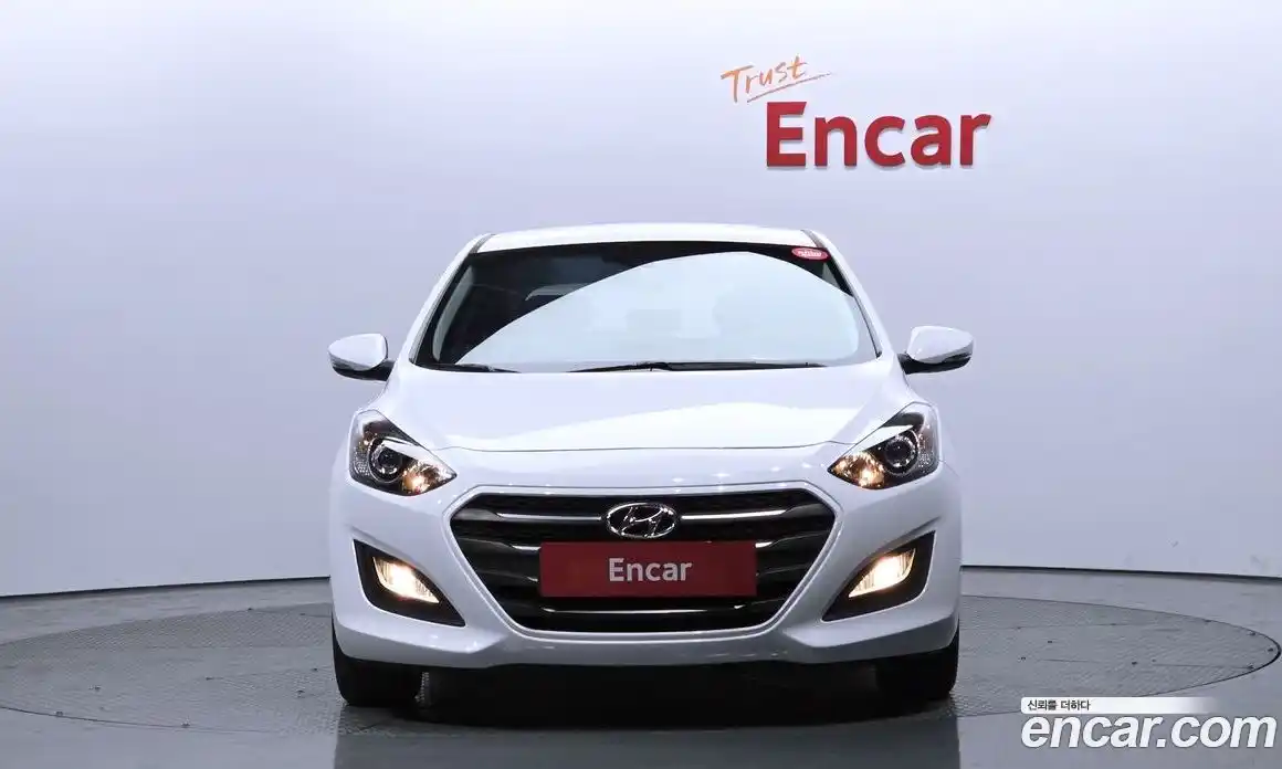Hyundai i30 2015 1.6 Автомат в Москве № 127048, фото 8