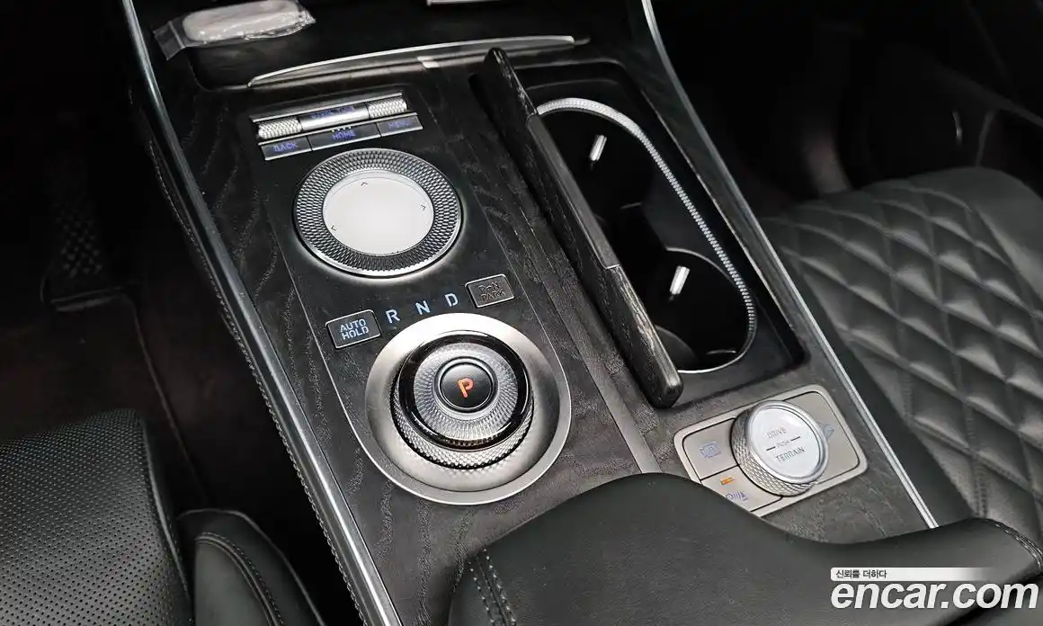 Genesis GV80 2022 3.0 Автомат в Москве № 128994, фото 16