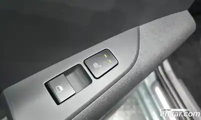 Kia Niro 2024 1.6 Автомат в Москве № 133963, миниатюра 5