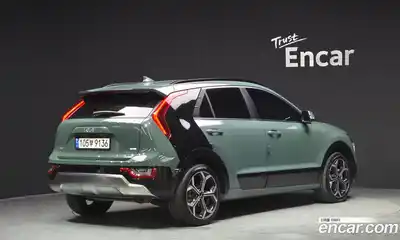 Kia Niro 2024 1.6 Автомат в Москве № 133963, миниатюра 7