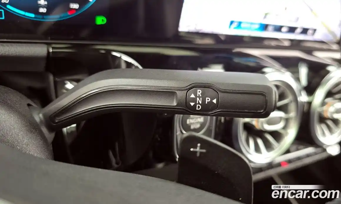 Mercedes-Benz GLA-Class 2021 2.0 Автомат в Москве № 137250, фото 12