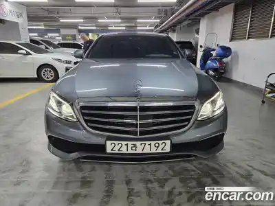 Mercedes-Benz E-Class 2020 2.0 Автомат в Москве № 142124, миниатюра 2