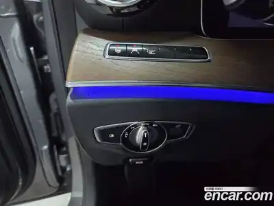 Mercedes-Benz E-Class 2020 2.0 Автомат в Москве № 142124, миниатюра 8