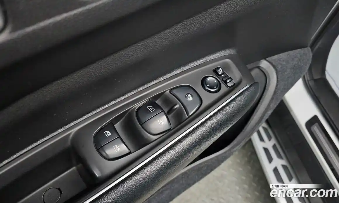 Renault QM6 2017 2.0 Автомат в Москве № 146662, фото 7