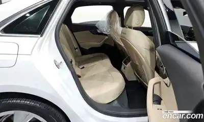 Audi A4 2021 2.0 Автомат в Москве № 149547, миниатюра 4