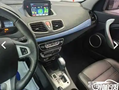 Renault SM3 2015 Автомат в Москве № 152889, миниатюра 10