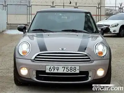 Mini Cooper, 2012