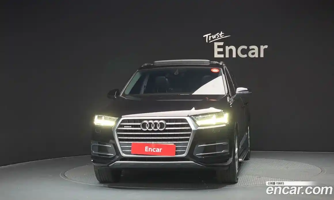 Audi Q7 2019 2.0 Автомат в Москве № 159457, фото 3