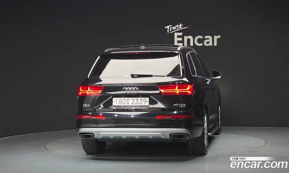 Audi Q7 2019 2.0 Автомат в Москве № 159457, фото 4