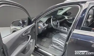 Audi Q7 2019 2.0 Автомат в Москве № 159457, миниатюра 10