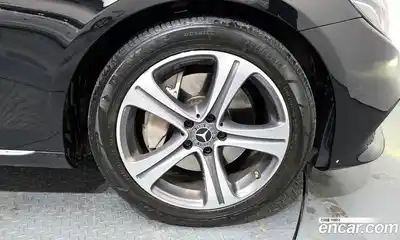 Mercedes-Benz E-Class 2020 2.0 Автомат в Москве № 160551, миниатюра 2