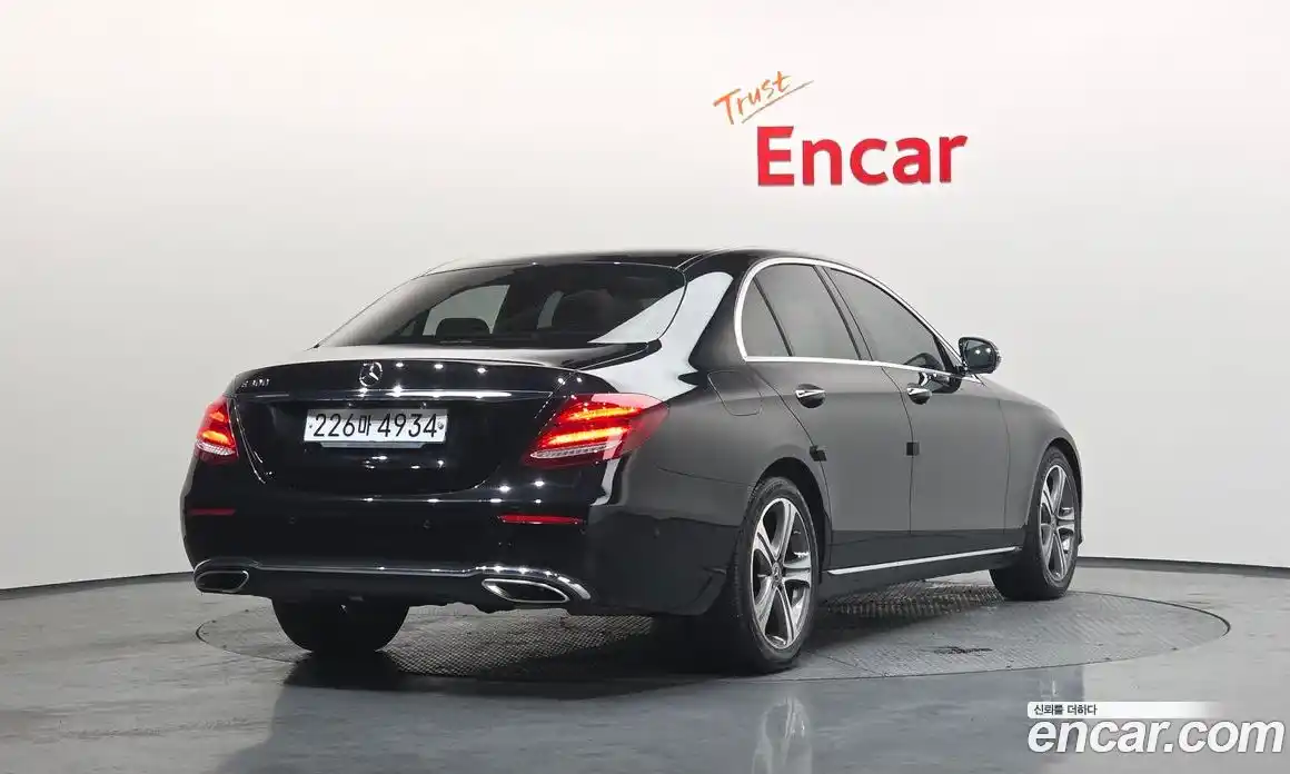 Mercedes-Benz E-Class 2020 2.0 Автомат в Москве № 160551, фото 8