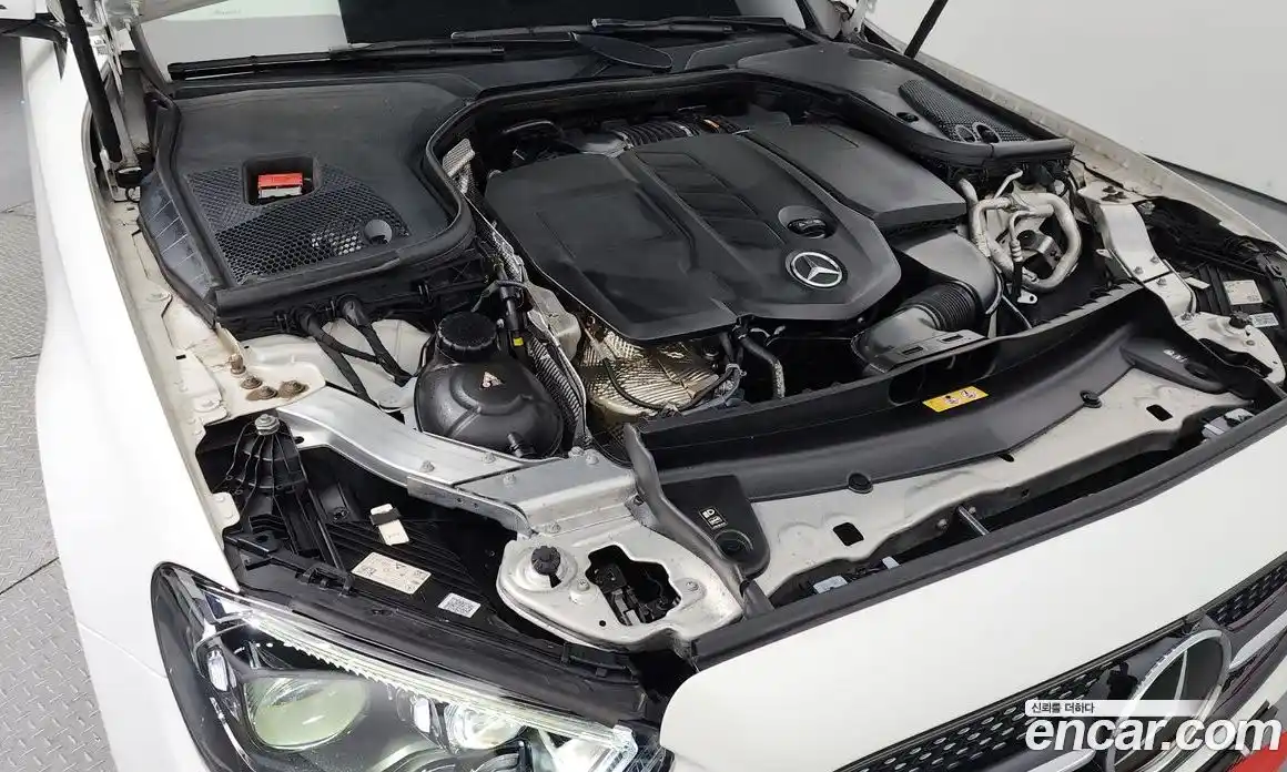 Mercedes-Benz E-Class 2021 1.9 Автомат в Москве № 160658, фото 15