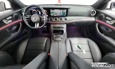 Mercedes-Benz E-Class 2021 1.9 Автомат в Москве № 160658, миниатюра 5