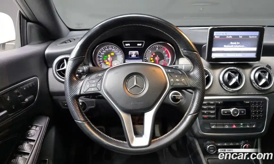 Mercedes-Benz CLA-Class 2014 1.8 Автомат в Москве № 161240, фото 13