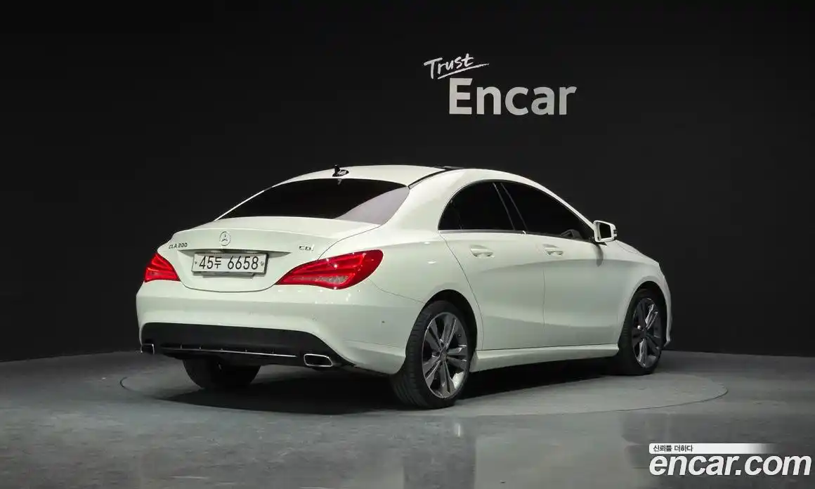 Mercedes-Benz CLA-Class 2014 1.8 Автомат в Москве № 161240, фото 14