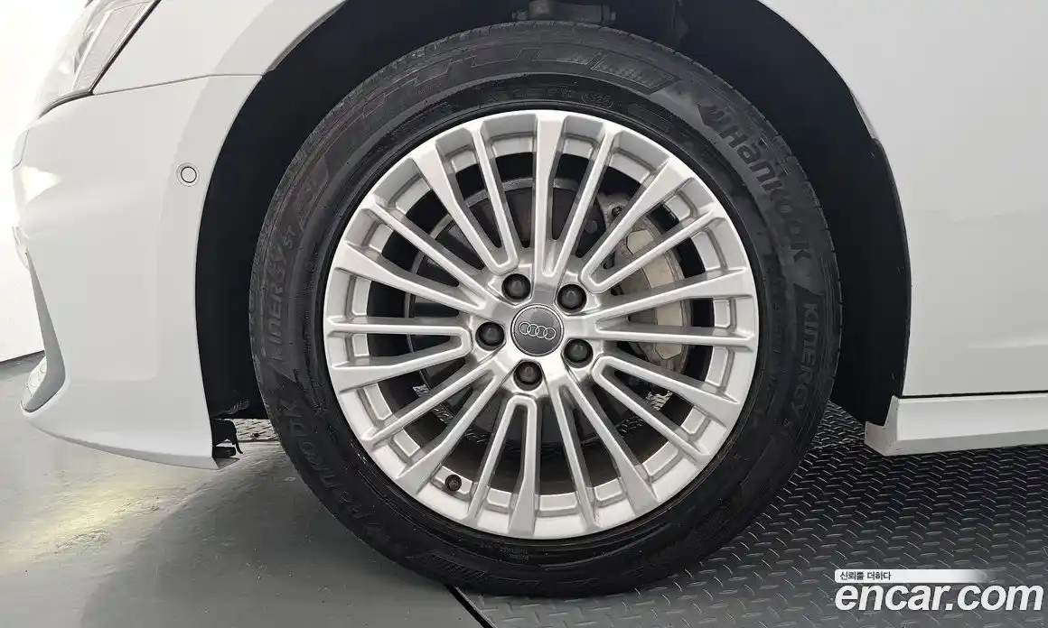 Audi A6 2020 2.0 Автомат в Москве № 163321, фото 17