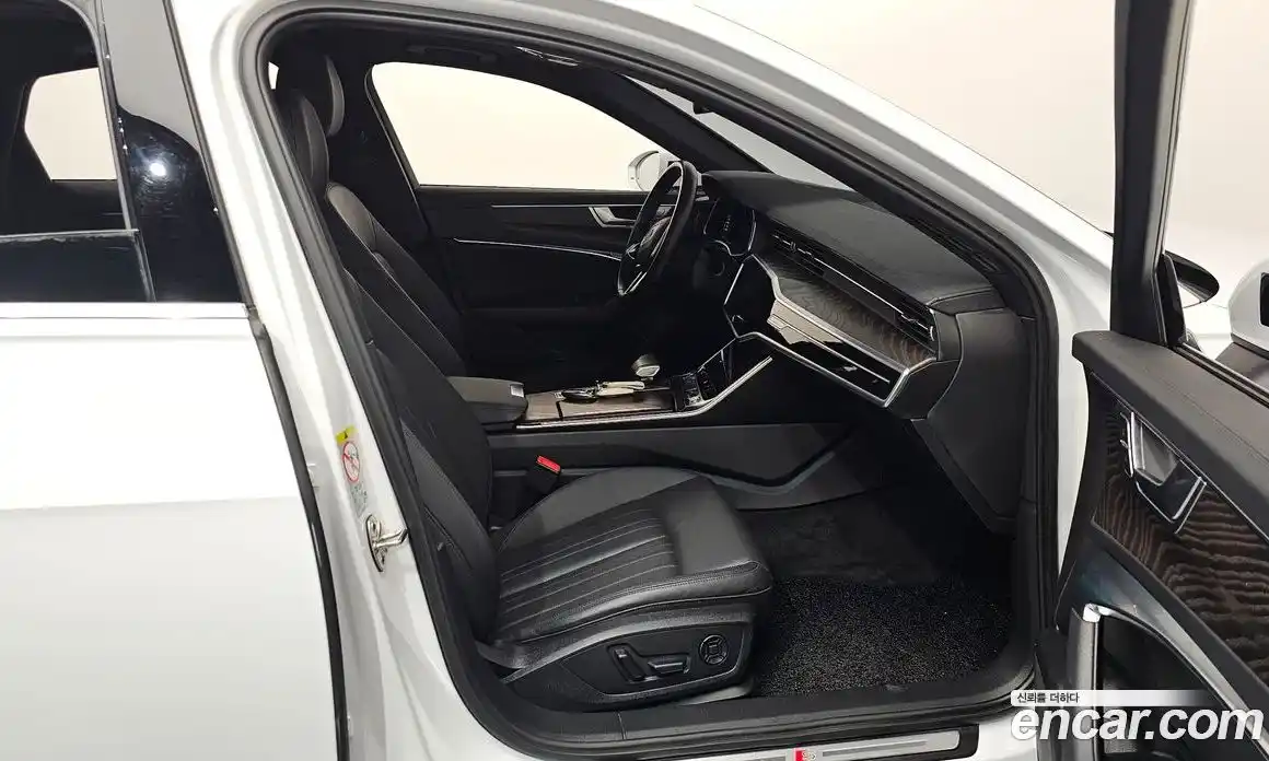 Audi A6 2020 2.0 Автомат в Москве № 163321, фото 19