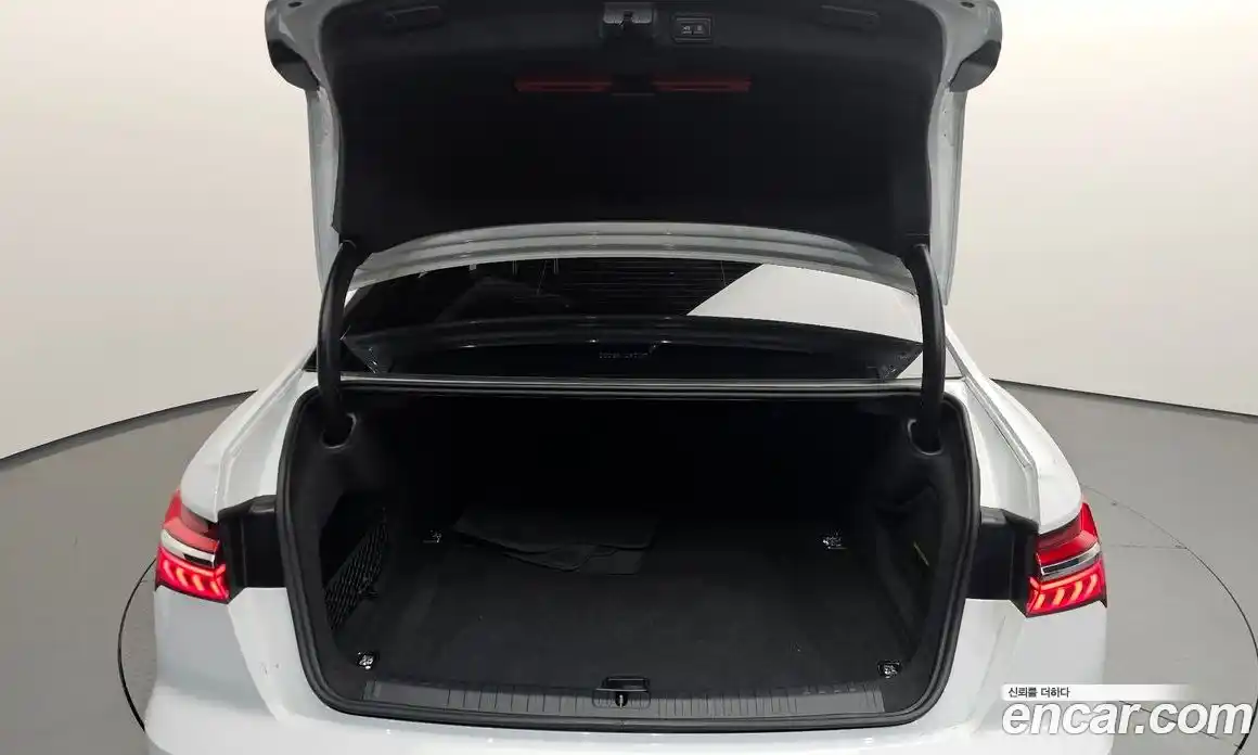 Audi A6 2020 2.0 Автомат в Москве № 163321, фото 3