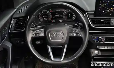 Audi Q5 2021 2.0 Автомат в Москве № 163426, миниатюра 4