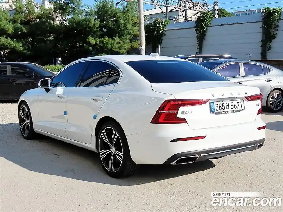 Volvo S60 2021 2.0 Автомат в Москве № 164813, фото 3