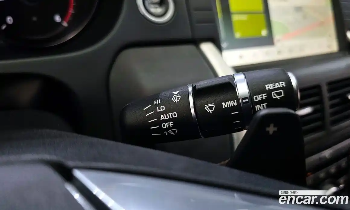 Land Rover Discovery Sport 2017 2.0 Автомат в Москве № 166564, фото 3