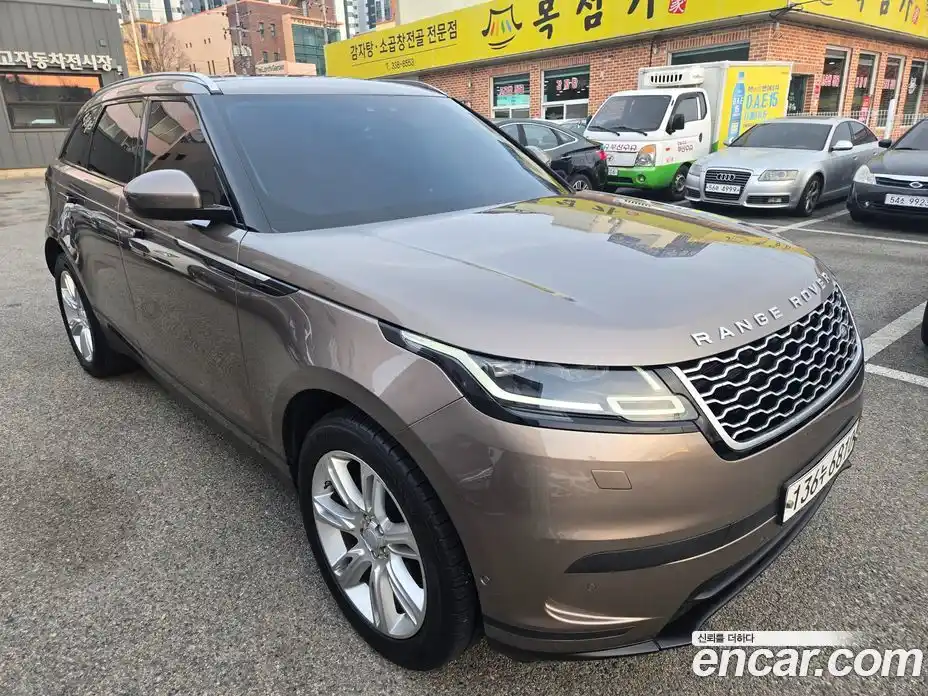 Land Rover Range-Rover Velar 2019 2.0 Автомат в Москве № 166783, фото 3