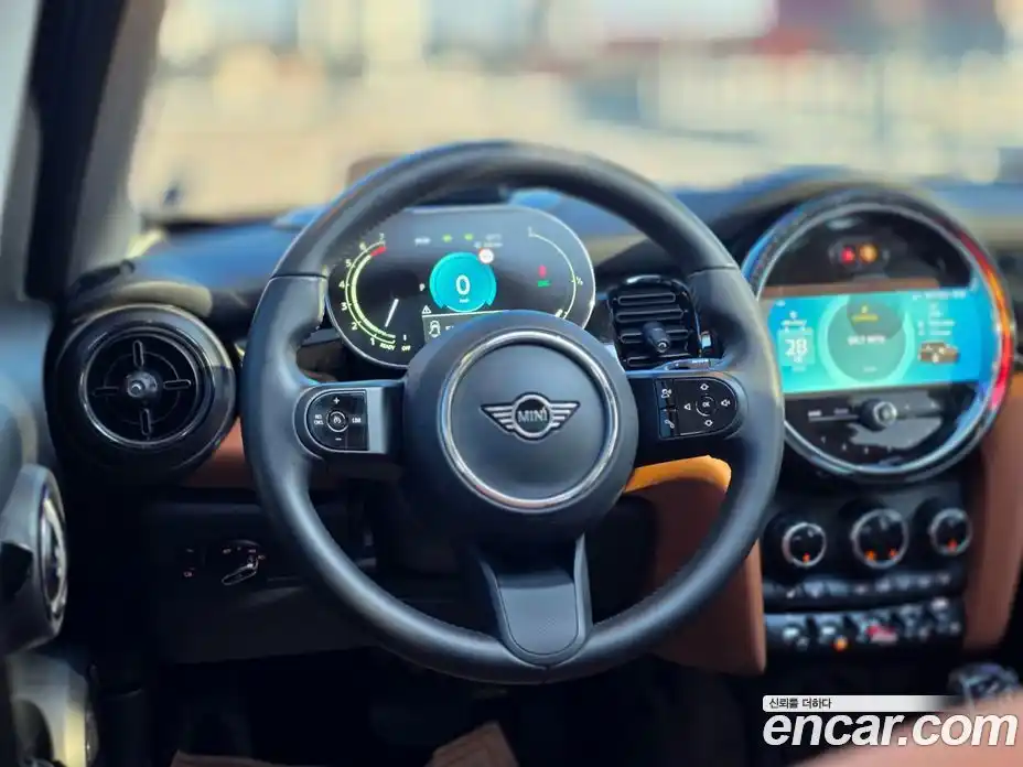 Mini Cooper 2023 2.0 Автомат в Москве № 167436, фото 9